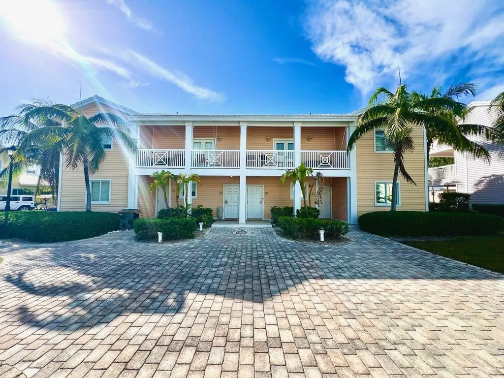 Bimini Bay La Concha Cond Bimini BS