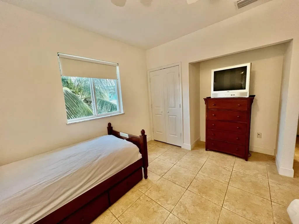 Bimini Bay La Concha Cond Bimini BS