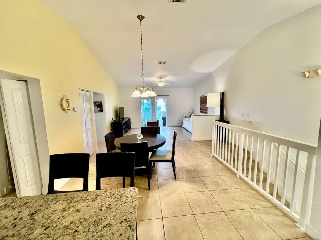 Bimini Bay La Concha Cond Bimini BS