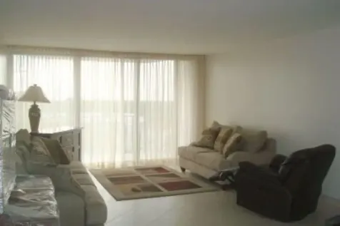 Albacore Drive, Lucaya Grand Bahama Freeport BS