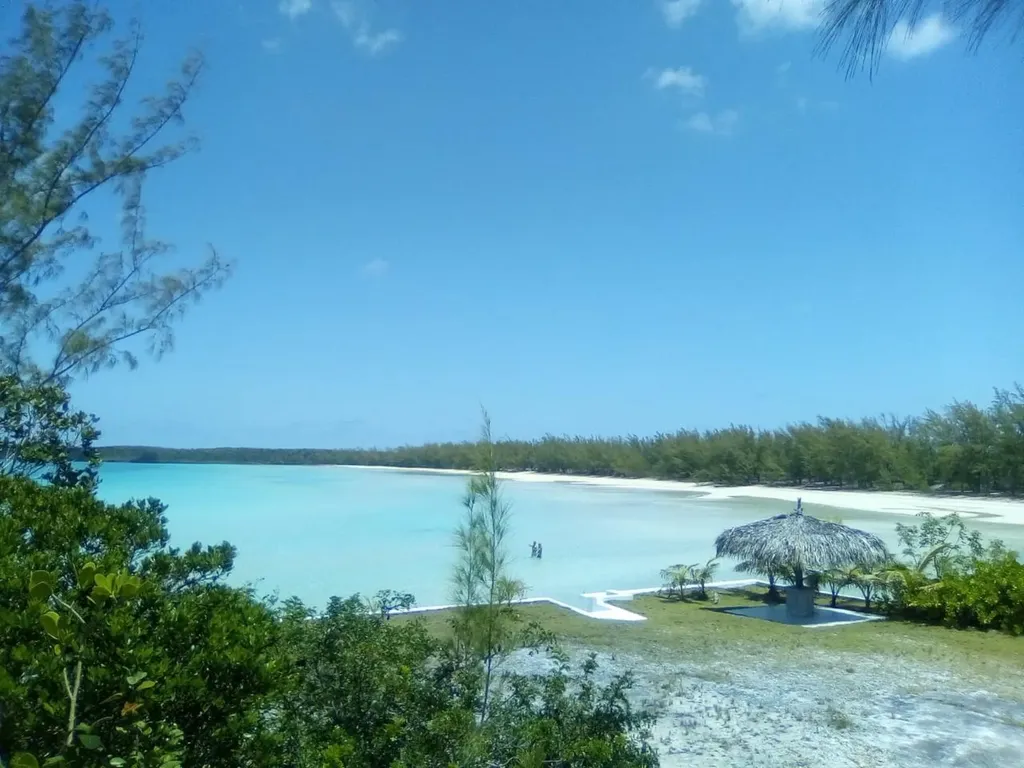Ten Bay Acreage Eleuthera BS