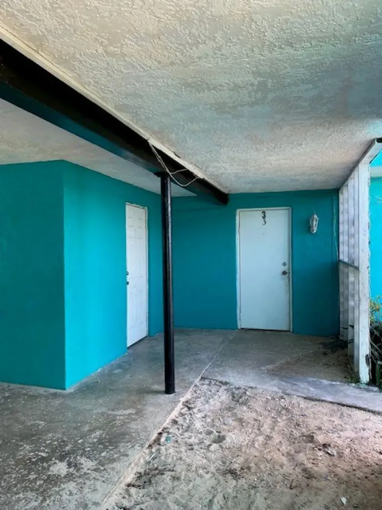 South Mall Drive 259 Grand Bahama Freeport BS