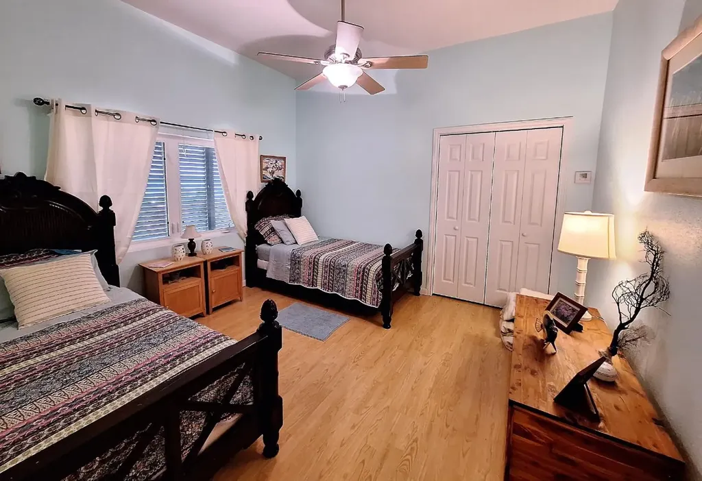 Caravelle Road Exuma BS