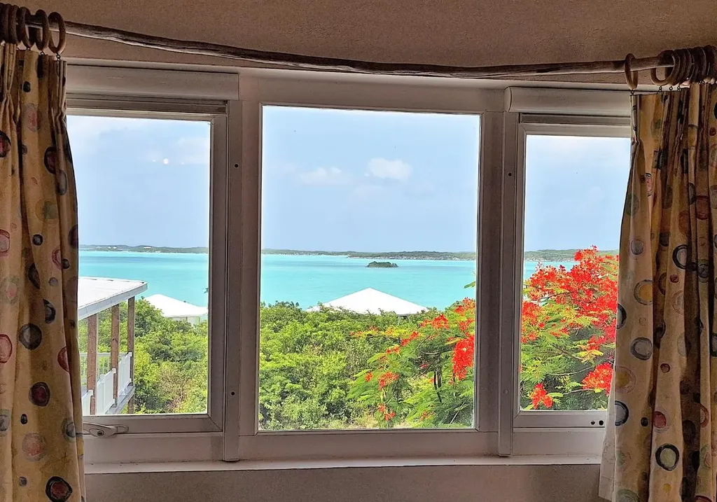 Caravelle Road Exuma BS