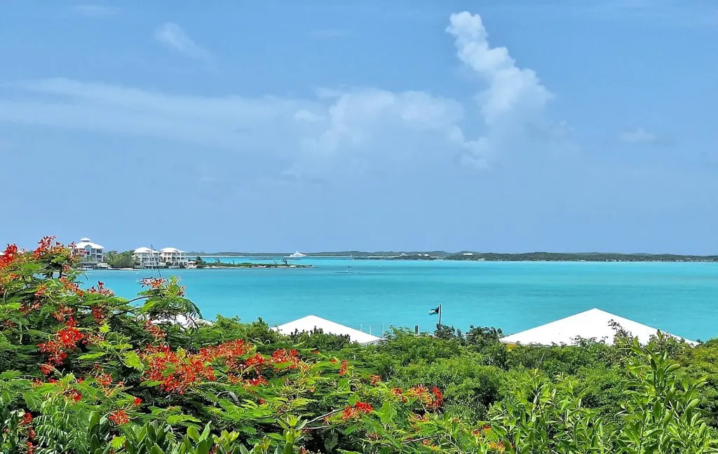 Caravelle Road Exuma BS