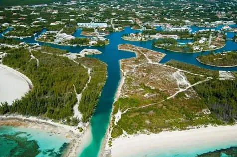 Silver Point Drive Grand Bahama Freeport BS