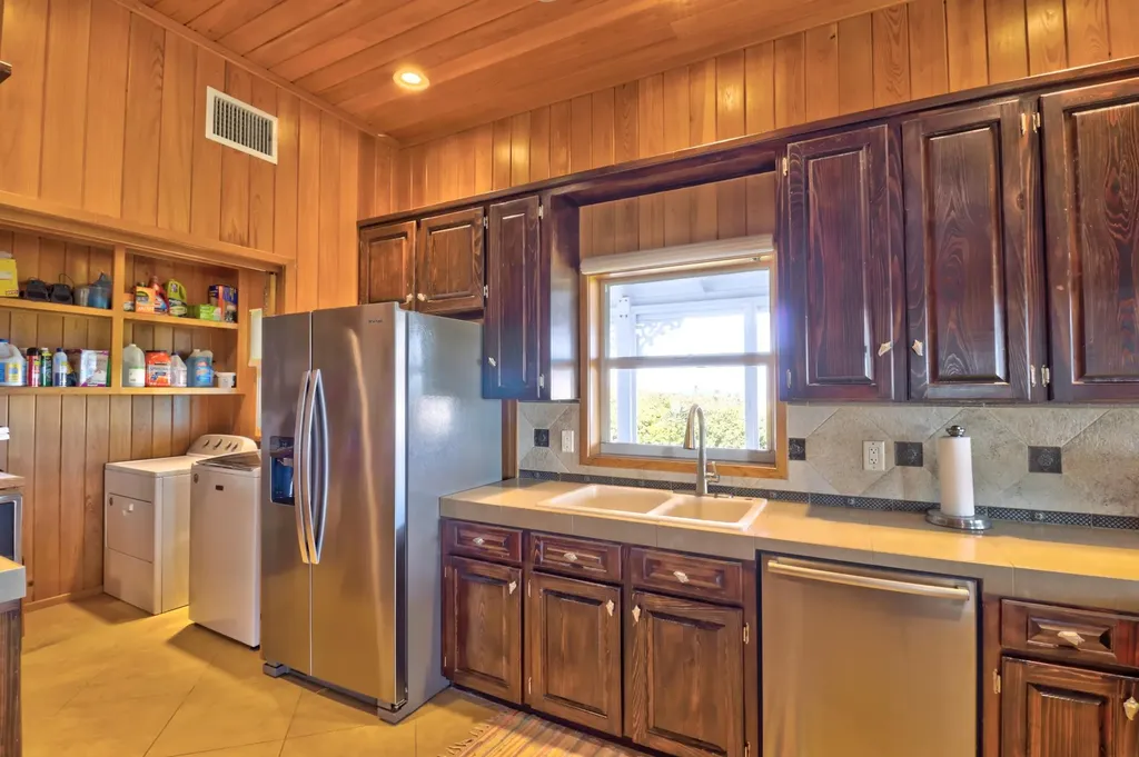 Blew It Blew It Abaco BS