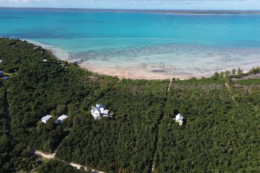 Bajamar With Slip 19 In A Abaco BS