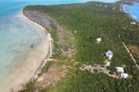 Bajamar With Slip 19 In A Abaco BS