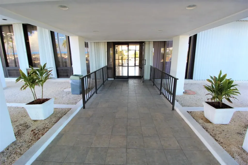 1004 Lucayan Towers North Grand Bahama Freeport BS