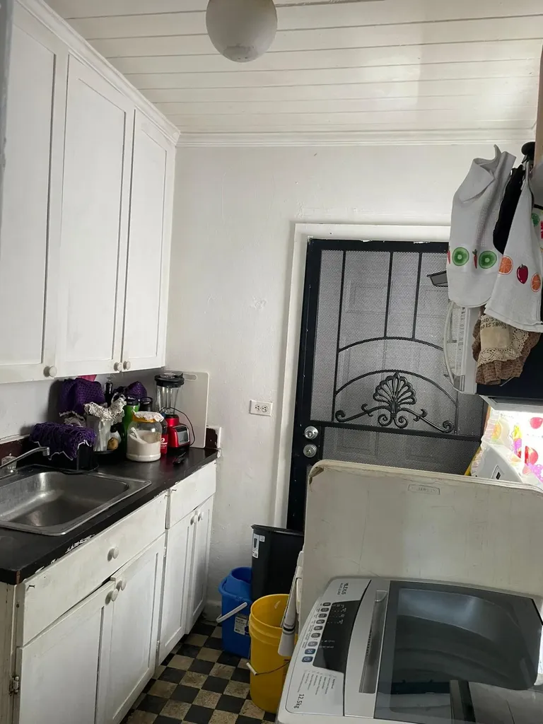 34 Flamingo Avenue New Providence Paradise Island BS