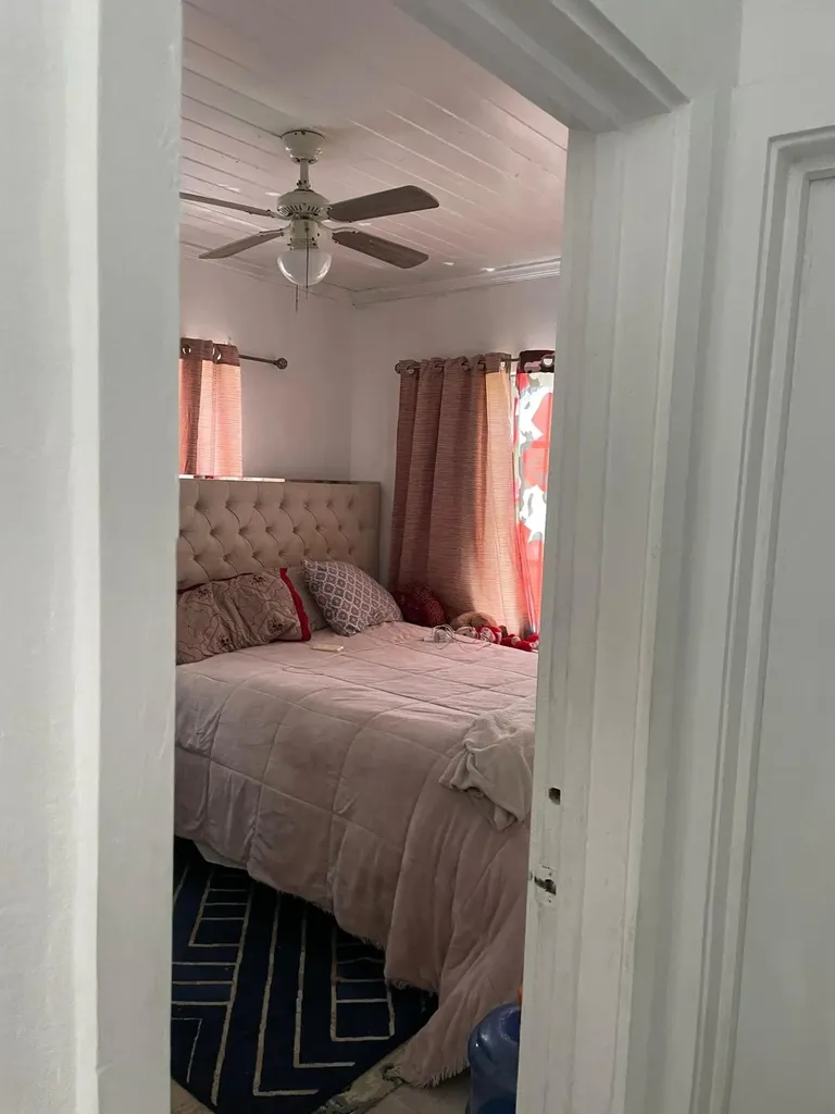 34 Flamingo Avenue New Providence Paradise Island BS