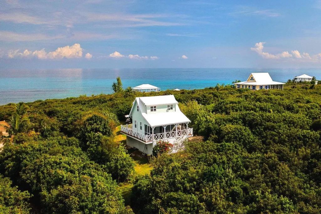 Gumbo Limbo Abaco BS