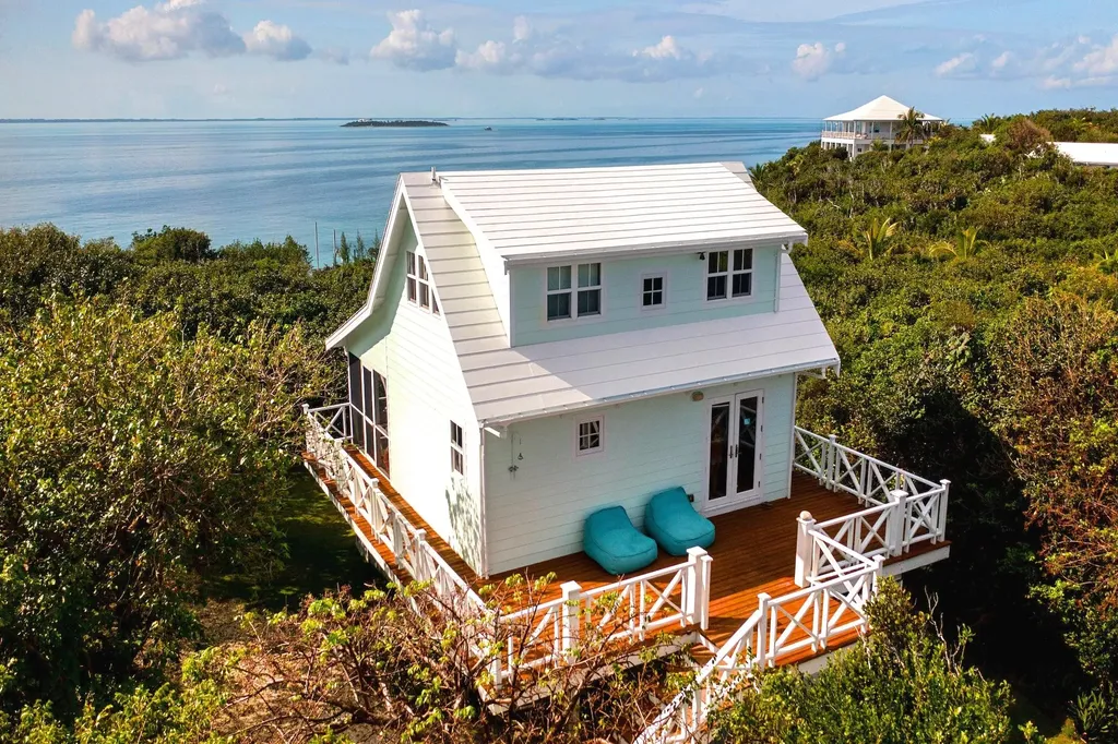 Gumbo Limbo Abaco BS