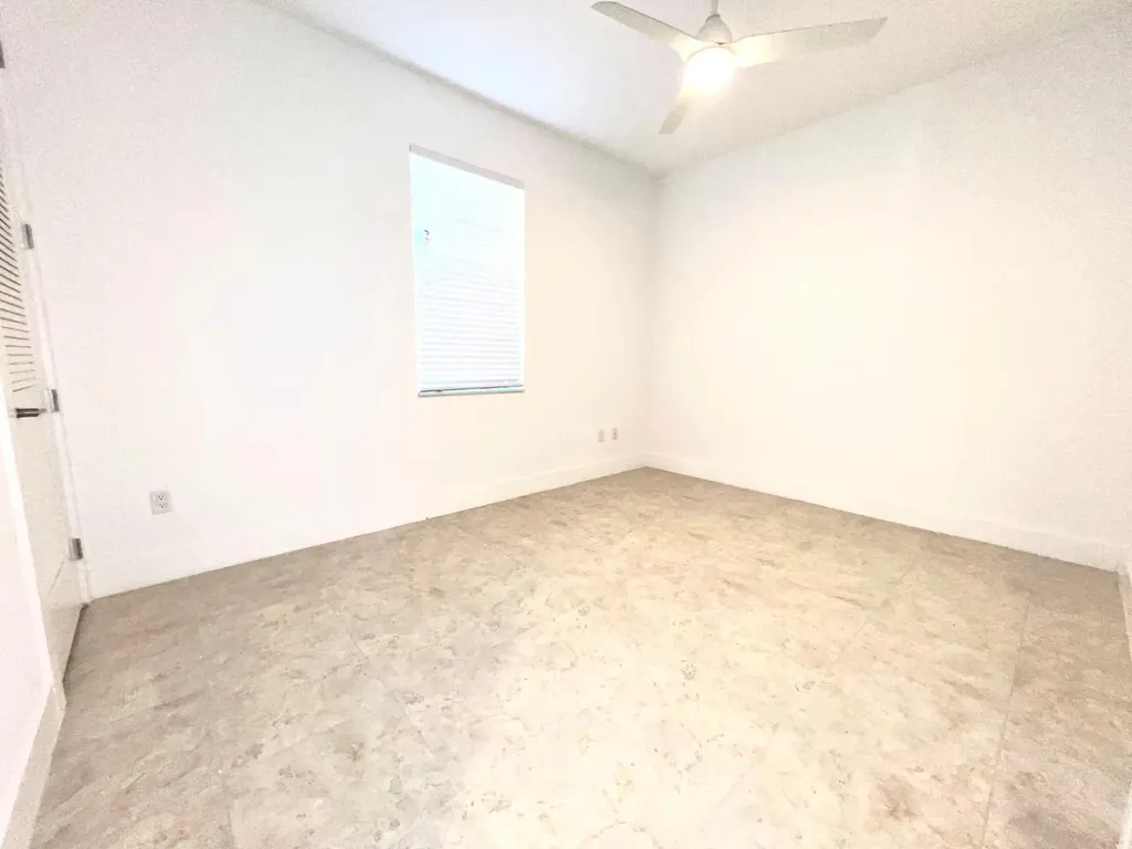 Bahama Beach # 2075 Abaco BS