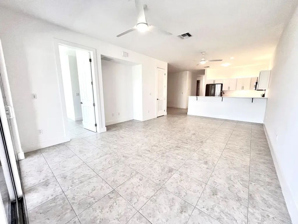 Bahama Beach # 2075 Abaco BS