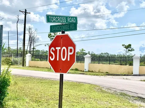 Wrexham Drive Grand Bahama Freeport BS