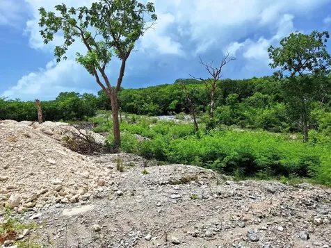 Queens Highway Exuma BS