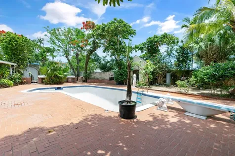 Margarita House New Providence Paradise Island BS