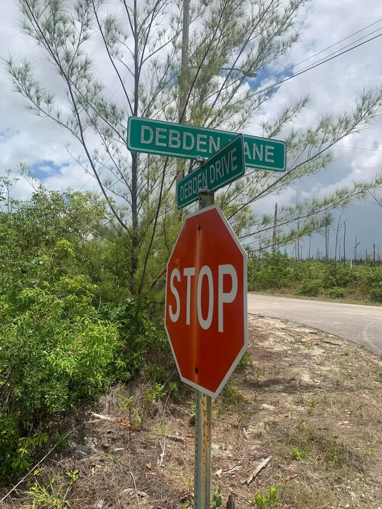 Debden Lane Grand Bahama Freeport BS