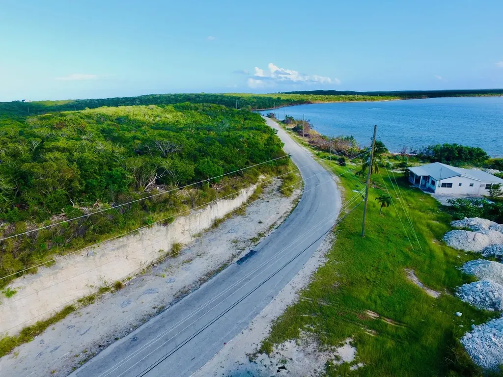 Clarence Town, Long Island Long Island BS