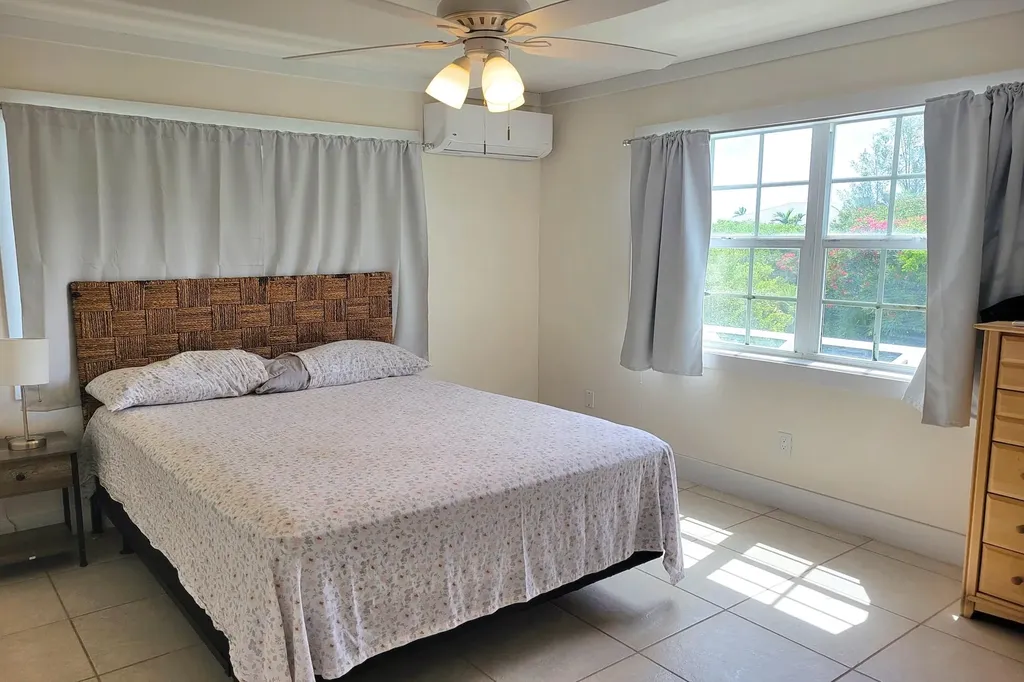 Topsy Place Abaco BS