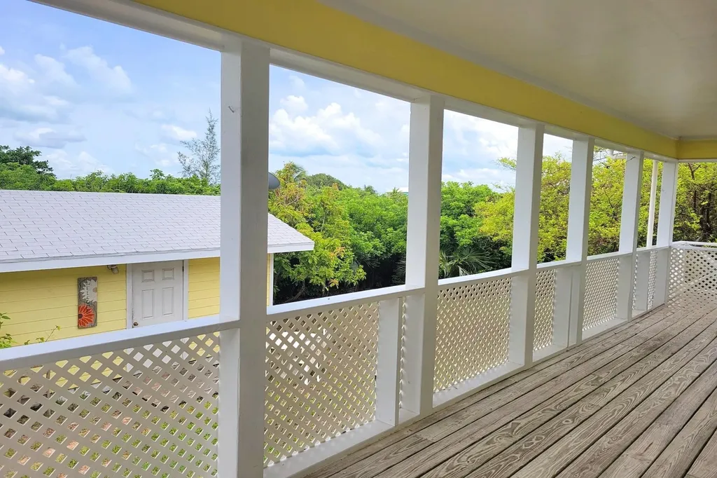 Topsy Place Abaco BS