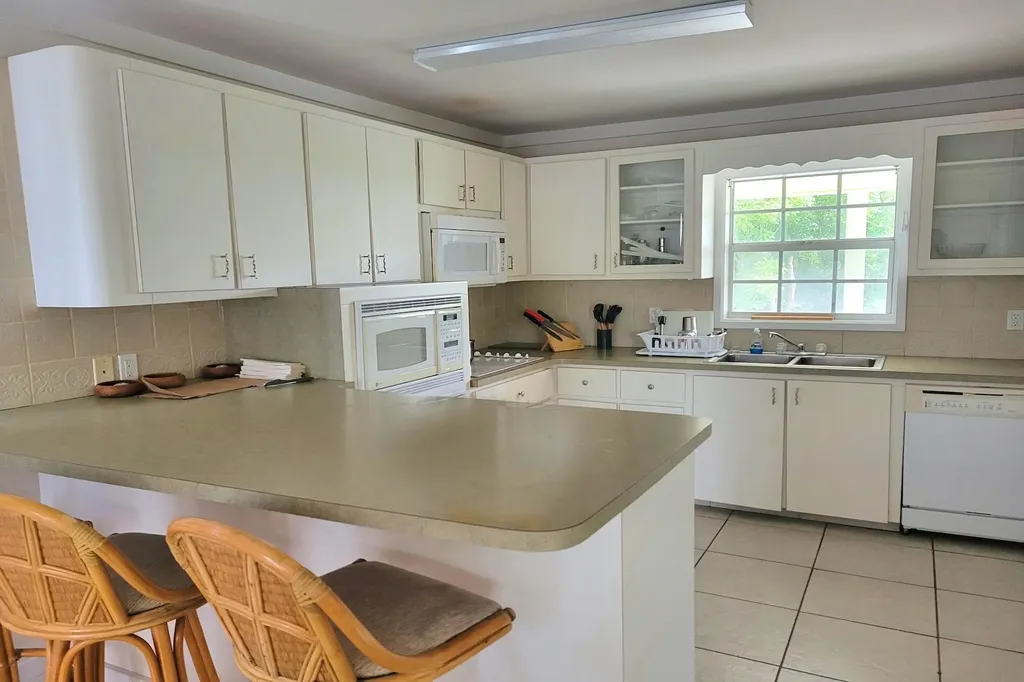 Topsy Place Abaco BS