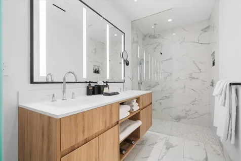 Goldwynn New Providence Paradise Island BS