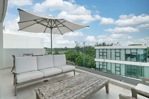 Goldwynn New Providence Paradise Island BS