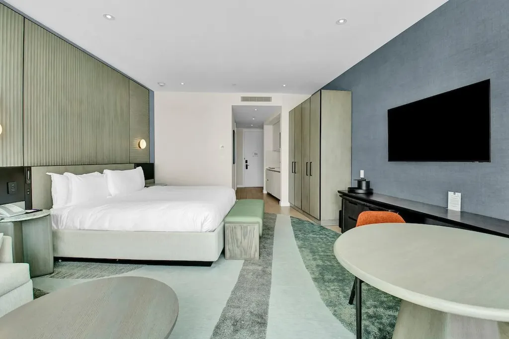 Goldwynn New Providence Paradise Island BS