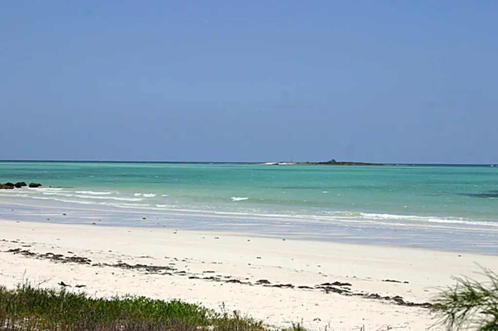Barbary Beach Drive Grand Bahama Freeport BS