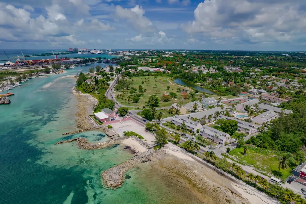 Silver Cay New Providence Paradise Island BS