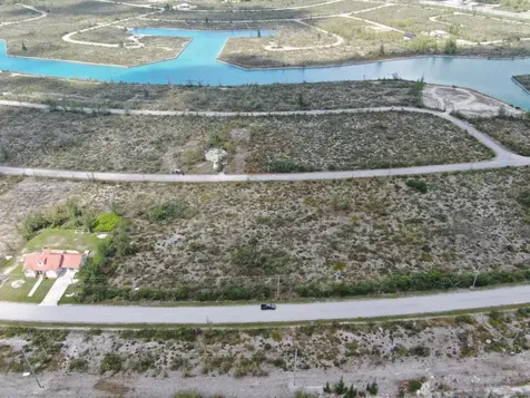 Fortune Bay Drive 27 Grand Bahama Freeport BS