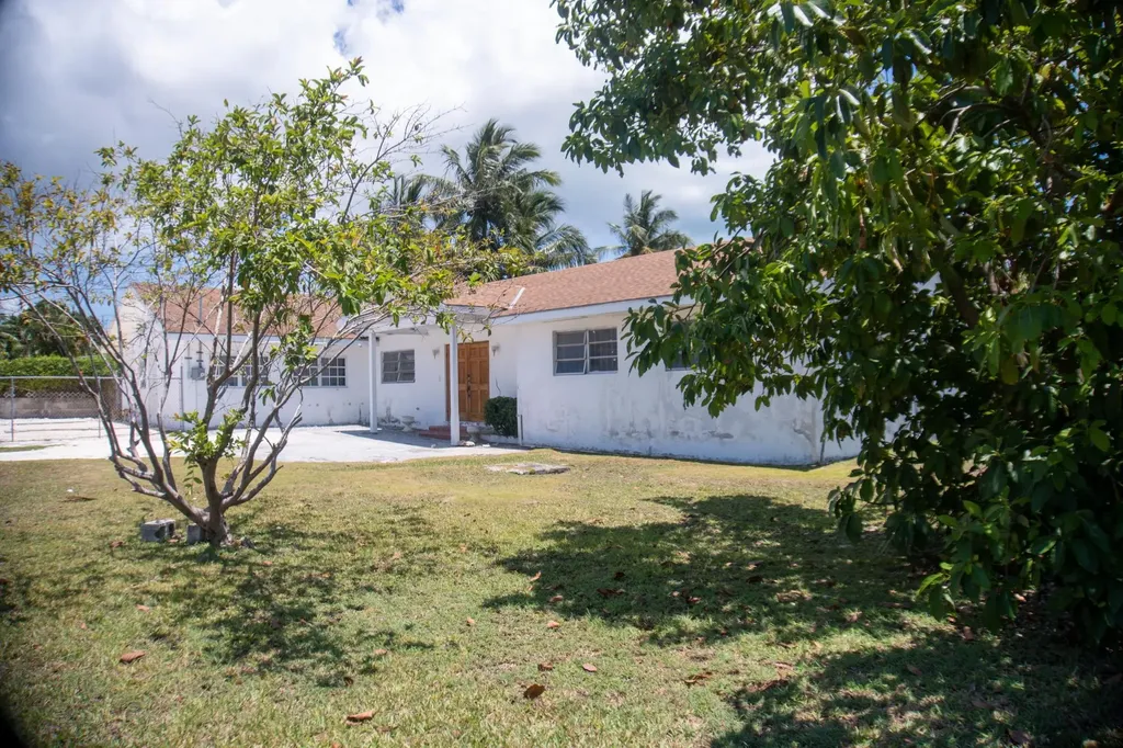 Nassau East Boulevard New Providence Paradise Island 58380 | Bahamas Realty