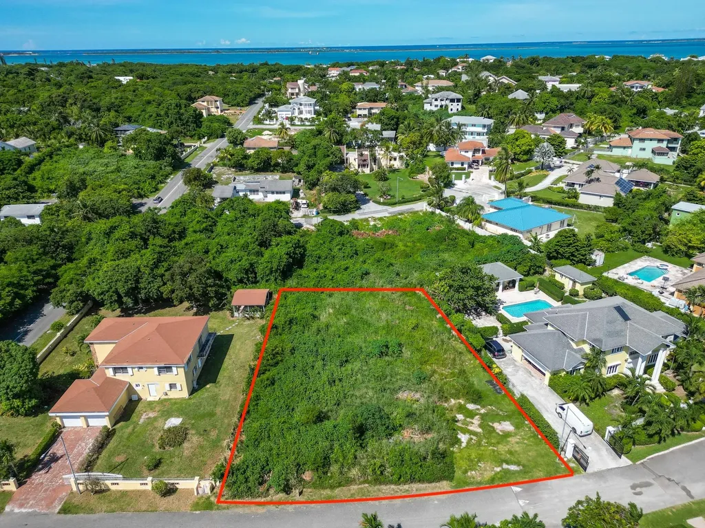 Broadfields Road 16 New Providence Paradise Island BS