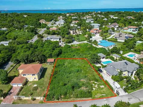 Broadfields Road 16 New Providence Paradise Island BS