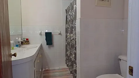 3/2 House In Cartwright's Long Island BS