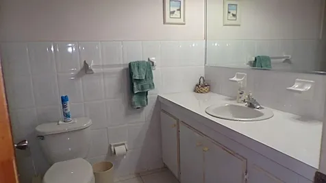 3/2 House In Cartwright's Long Island BS