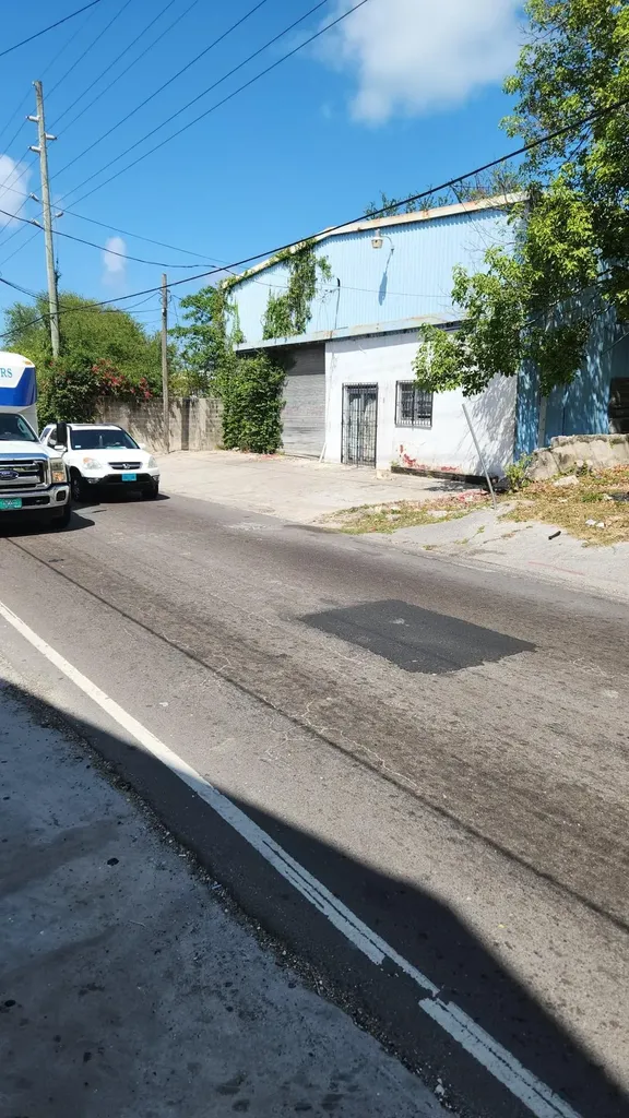 North Mackey Street New Providence Paradise Island BS