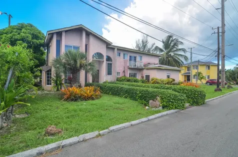 Tropical Gardens New Providence Paradise Island BS