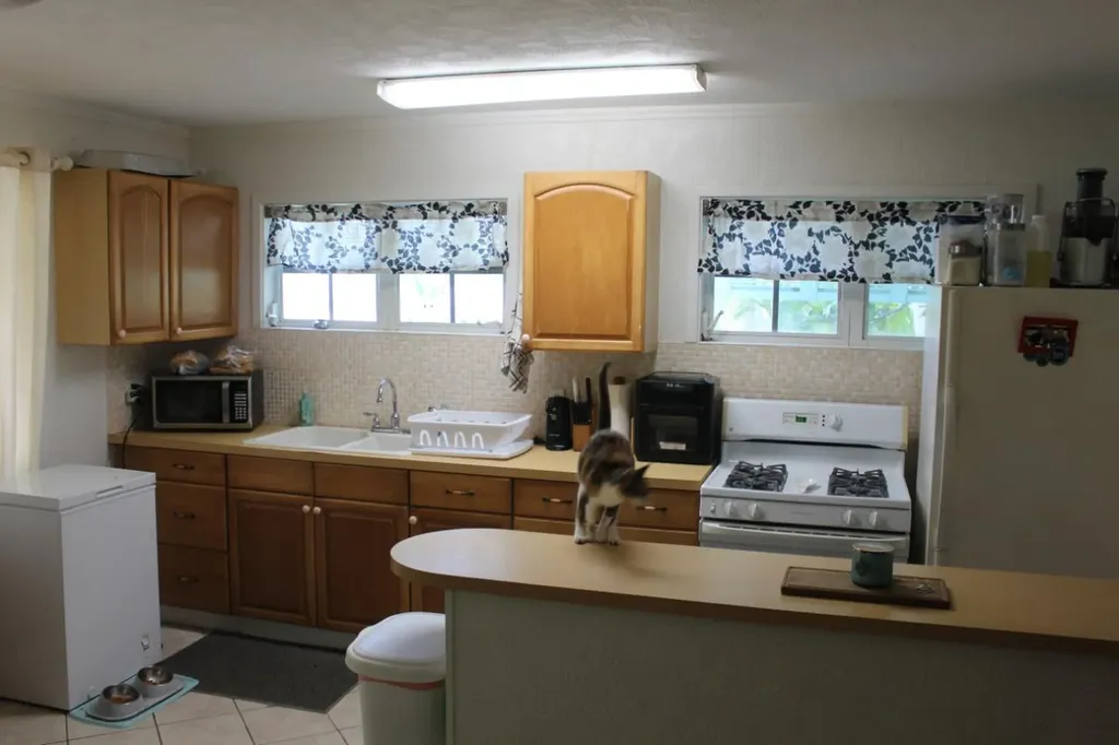 75 Cherokee Sound Abaco BS