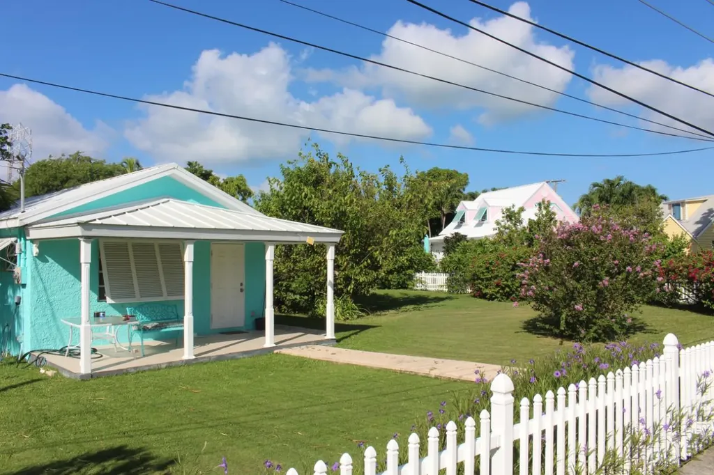 75 Cherokee Sound Abaco BS