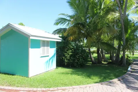 75 Cherokee Sound Abaco BS