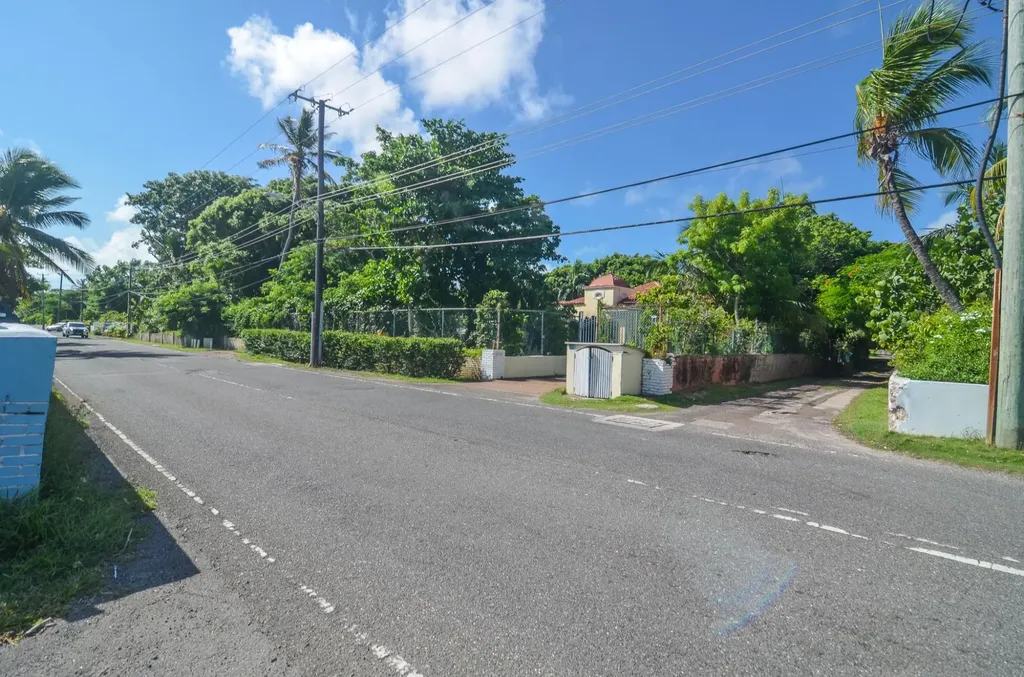 Eastern Road New Providence Paradise Island BS