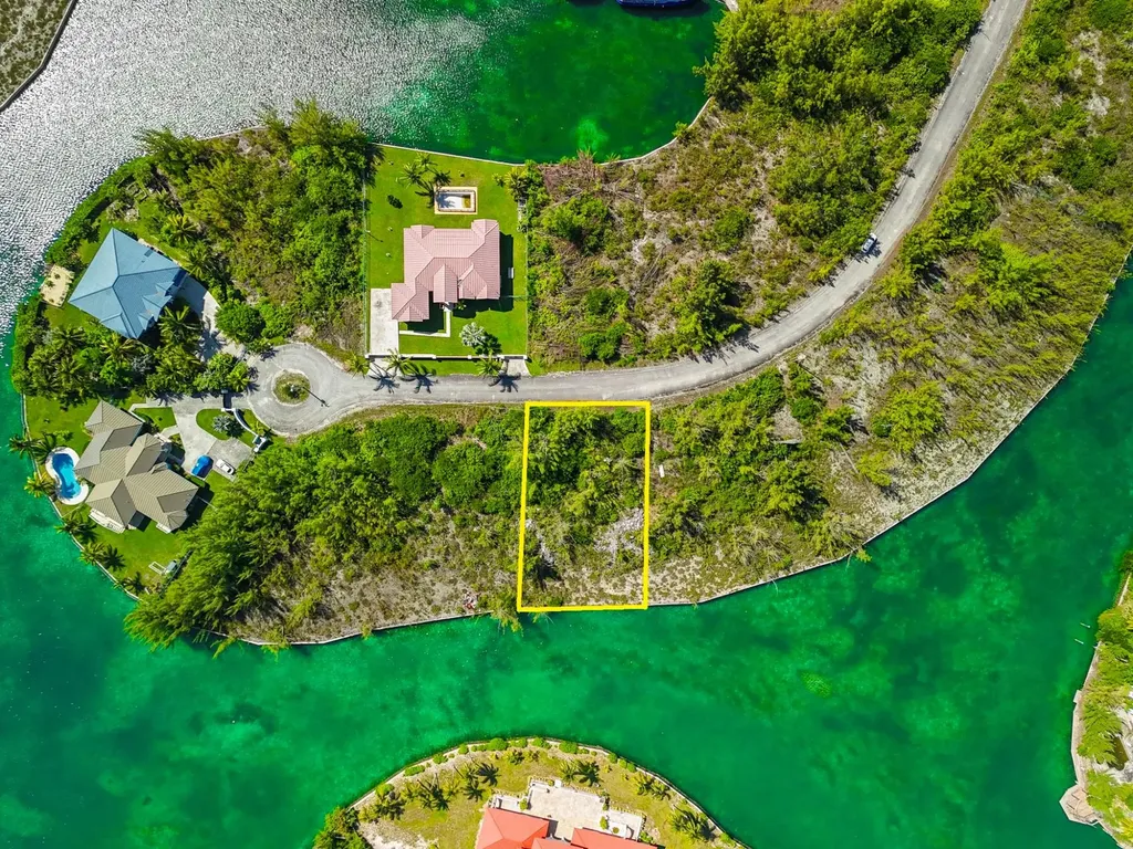 Cone Lane 80 Grand Bahama Freeport BS