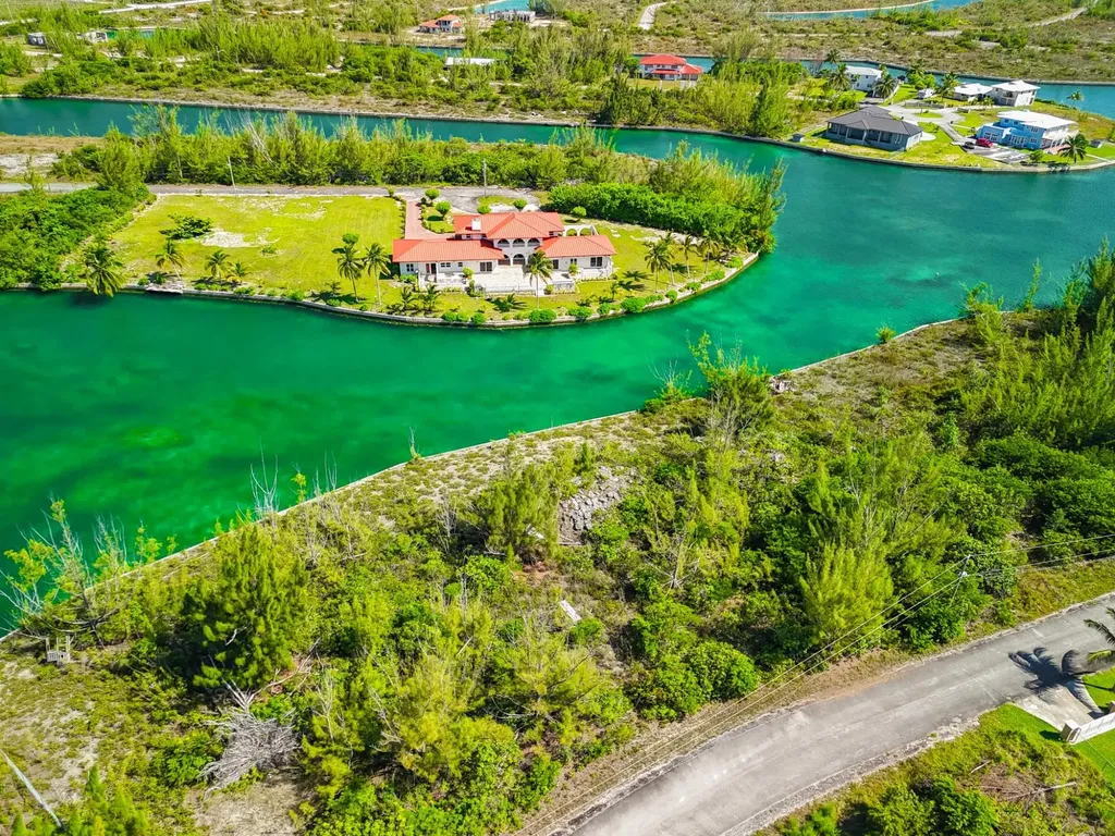 Cone Lane 80 Grand Bahama Freeport BS