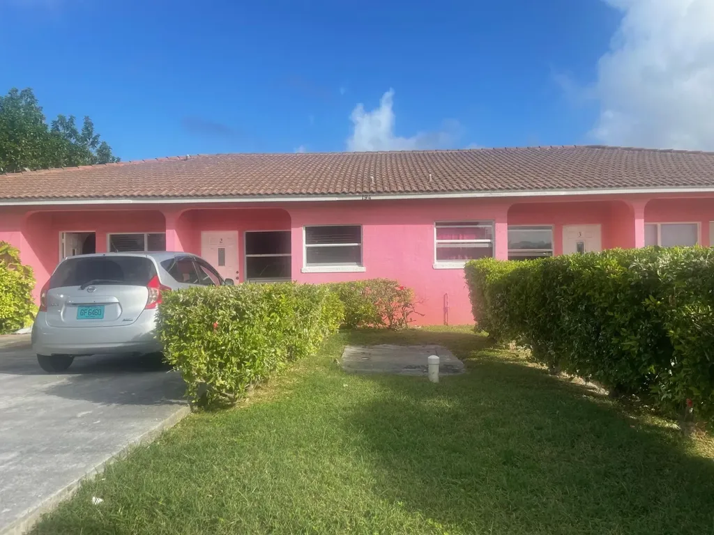 Dolphin Street 194 Grand Bahama Freeport BS