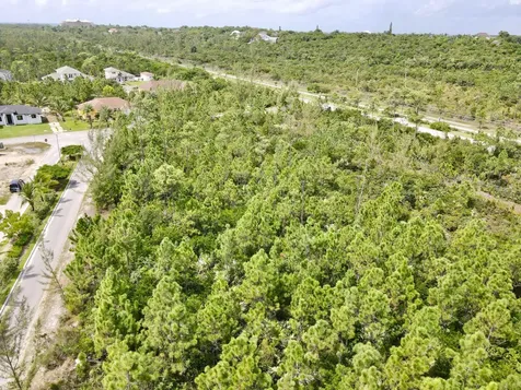 Seahorse Drive Block 1 New Providence Paradise Island BS