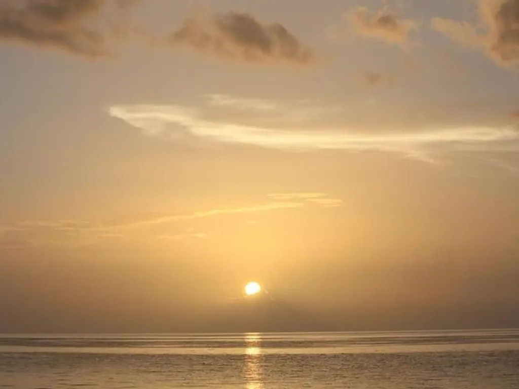 7b - 5 Acre Waterfront Long Island BS